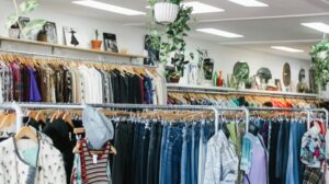 5 Strategies for Brick-and-Mortar Stores to Combat Fast Fashion
