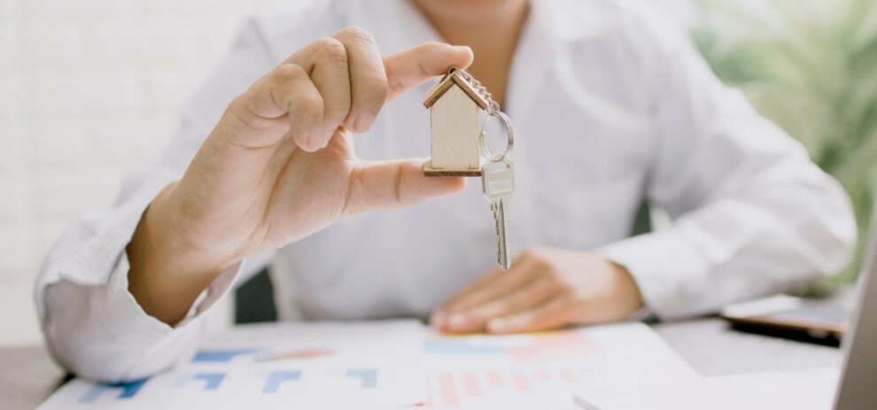 How to Leverage Tax Advantages in Real Estate Investment